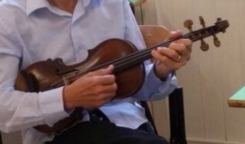 Violino rubato due